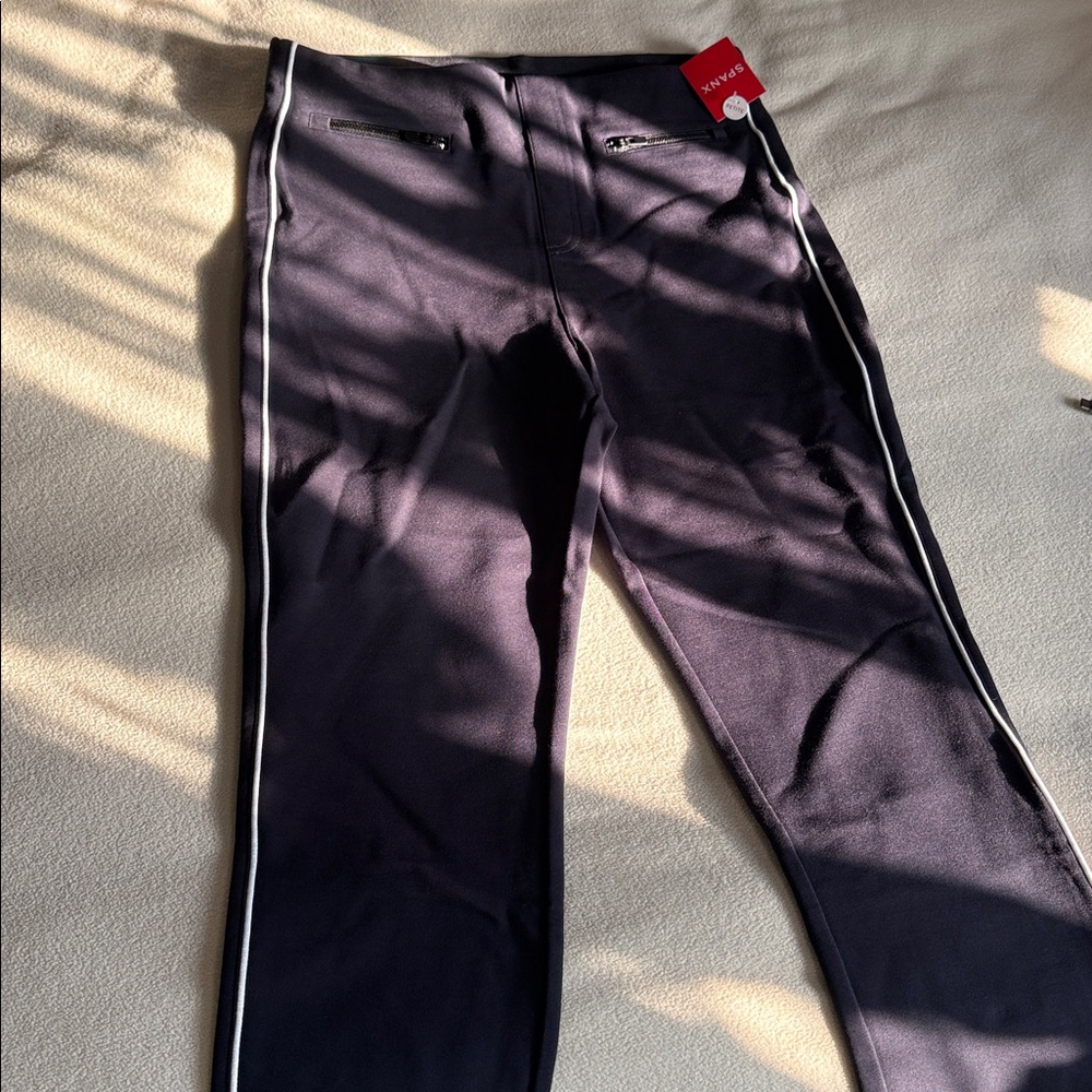 NWT SPANX Perfect Pant Ankle Piped Skinny Pant in Classic Navy Large petite LP - Picture 4 of 8
